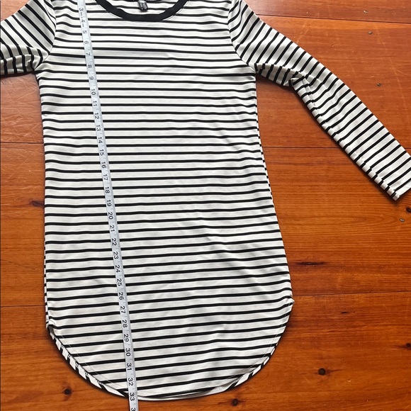 Striped Mini Dress - Picture 4 of 10